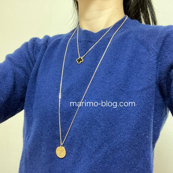 ヴァンクリのフォルサチェーン75cmとゾディアック水瓶座、アルハンブラの重ね付けの着画