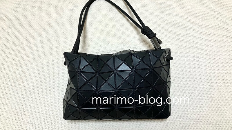 BAOBAO Loopに荷物を詰め込んだ様子