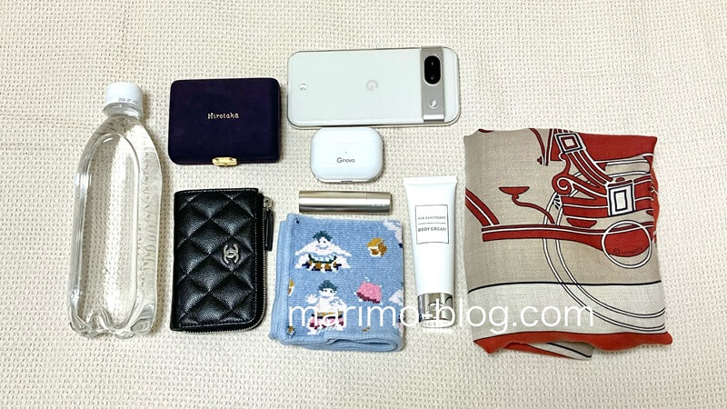 baobao loopに入る荷物